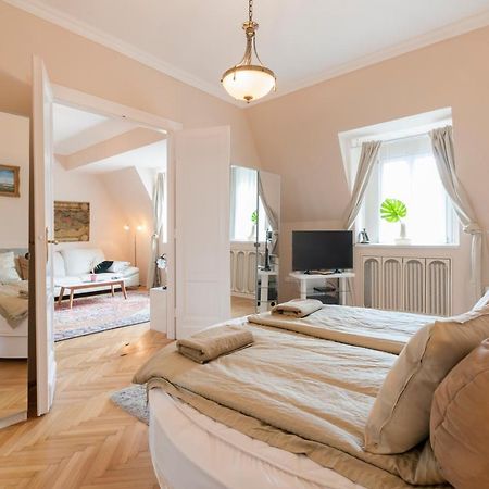 Opera & Basilica 2 Bedrooms With Balcony Budapešť Exteriér fotografie